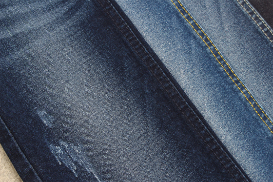 GRS-van Katoenen het Denimstof Polyesterspandex voor Vrouwenmiddel 9,9 Oz 62/63“ Gsm 335
