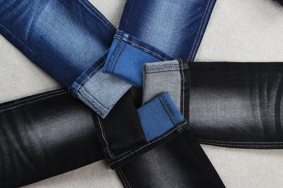 Gekleurde Weft de Keperstofstof 59 van het Rekdenim“ met Zwarte Blauwe Witte Gemengde Kleur in Achterkant